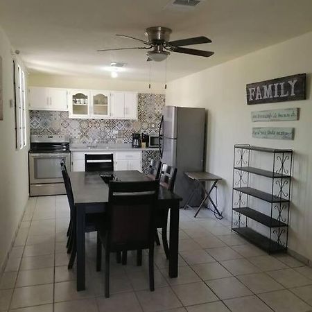 Puerto PeñascoDepartamento En Planta Alta, Muy Centrico.アパートメント エクステリア 写真