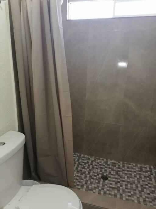 Puerto PeñascoDepartamento En Planta Alta, Muy Centrico.アパートメント エクステリア 写真